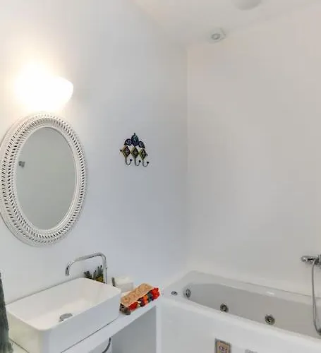 Nikis * Mykonos Town