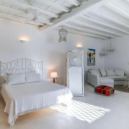 Nikis Mykonos Town